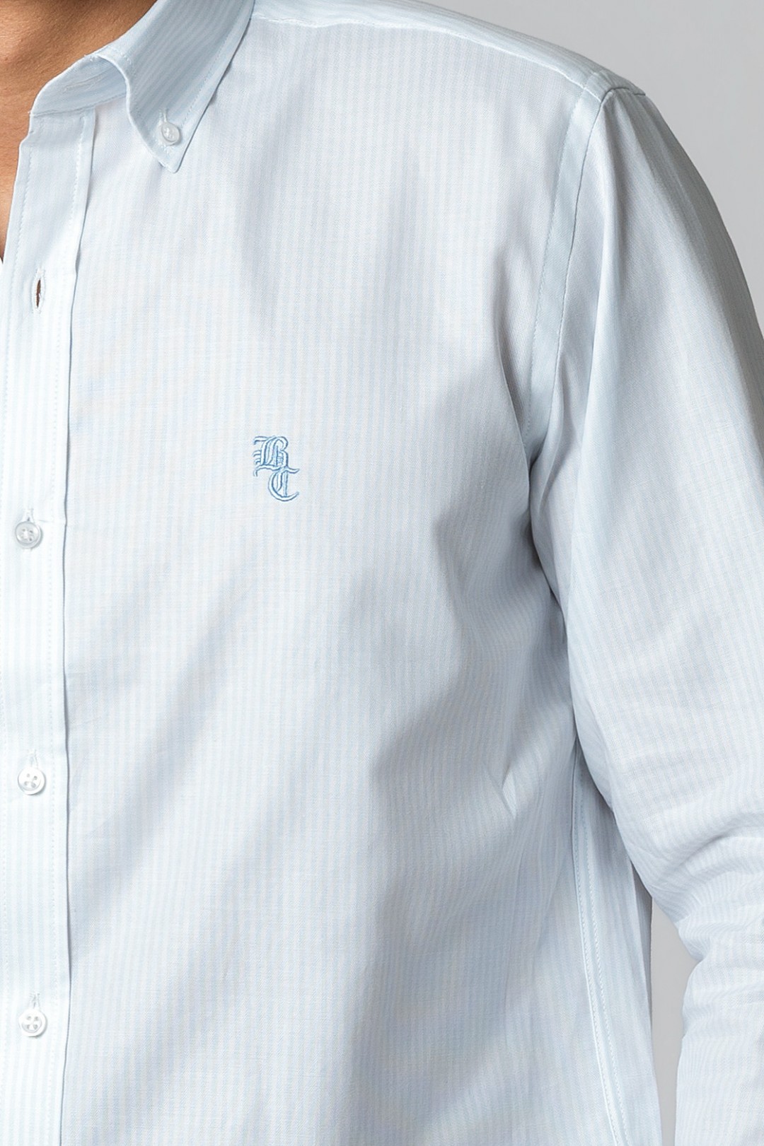 CAMISA LINEA AZUL
