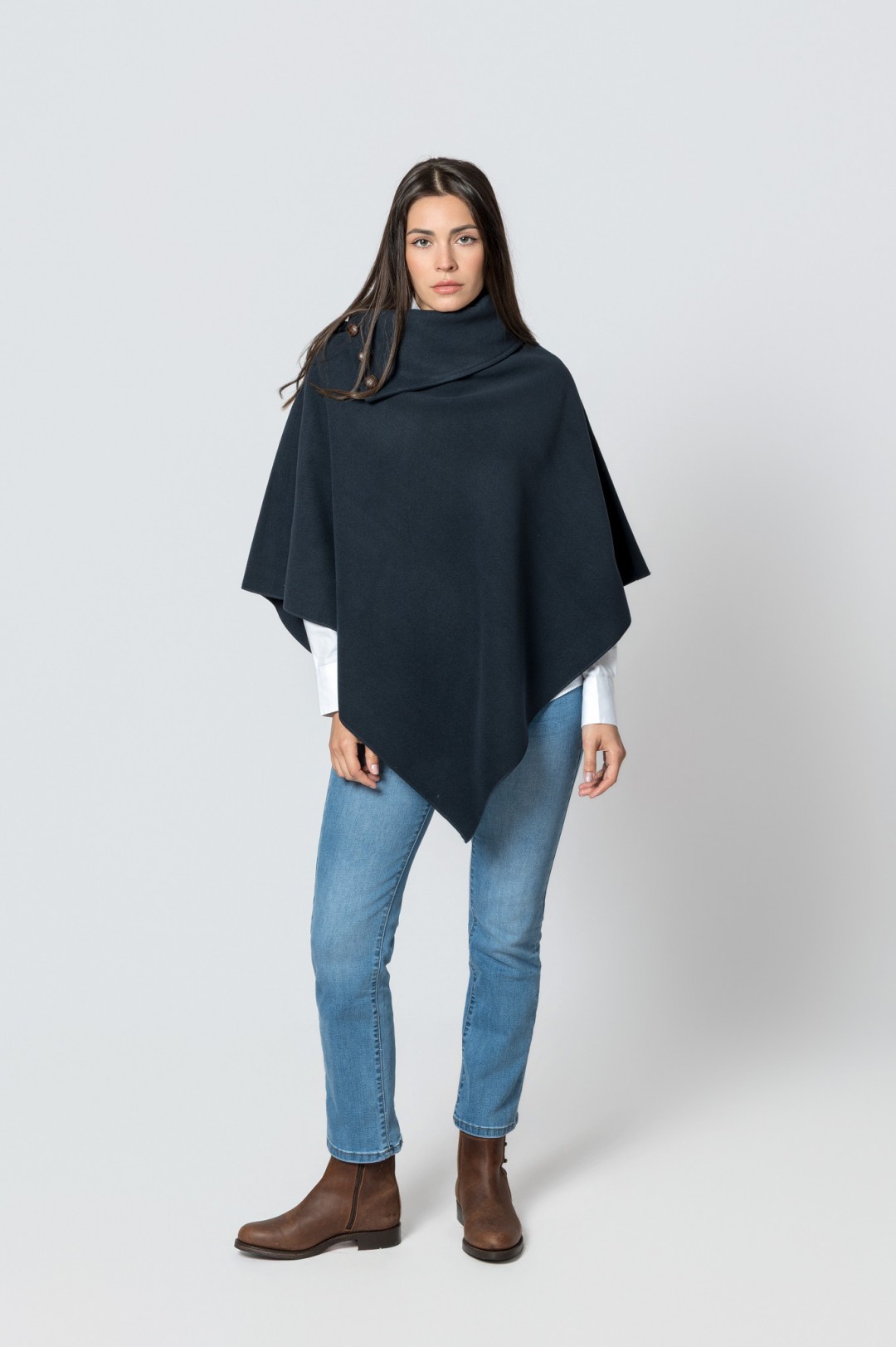 NAVY BLUE MOUFLON CAPE