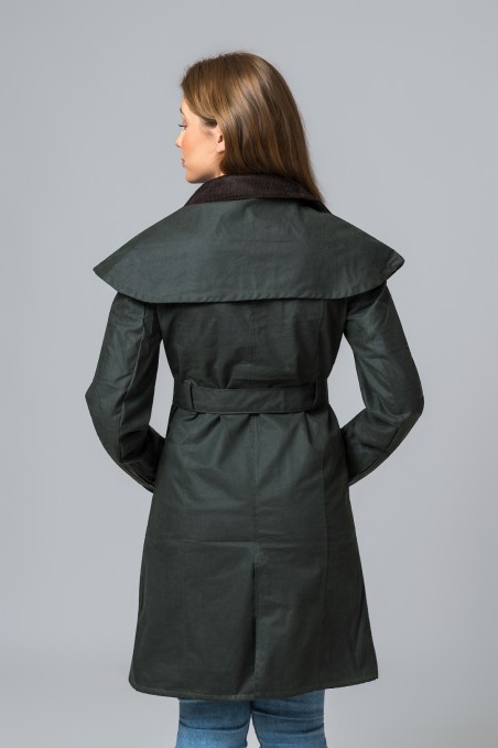 CAPA DE MUJER ENCERADA VERDE