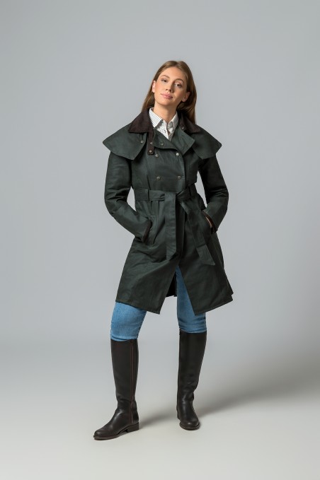 CAPA DE MUJER ENCERADA VERDE