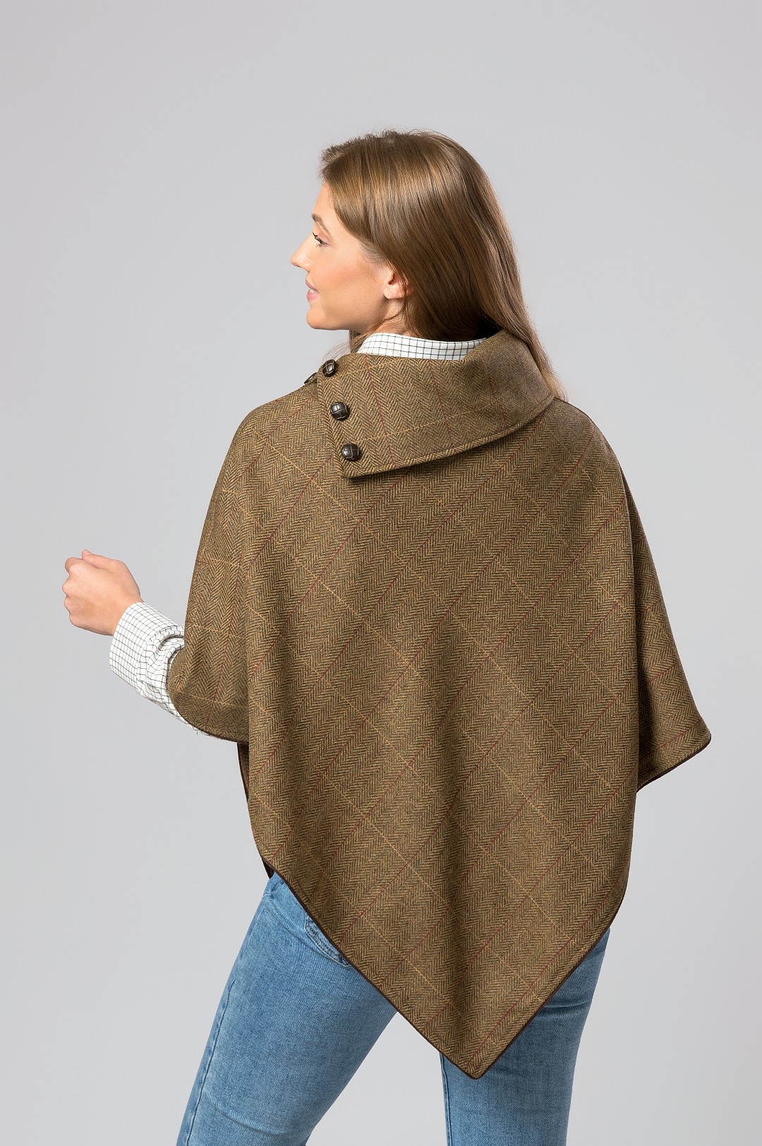 CAPA CUELLO BOTONES