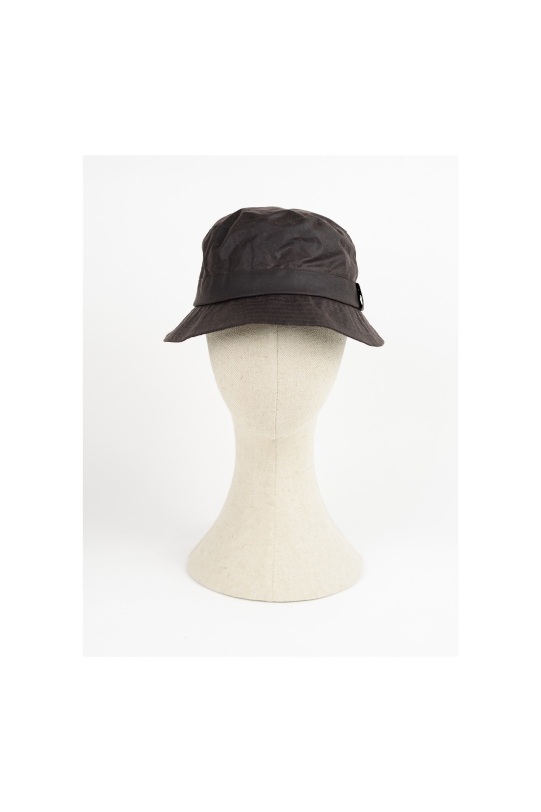 CHAPEAU DE BROUSSE CIRÉ ROND. COULEUR BRUN