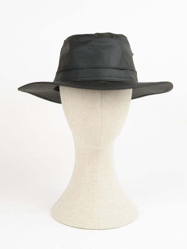 Sombrero de ala ancha en tono verde 2