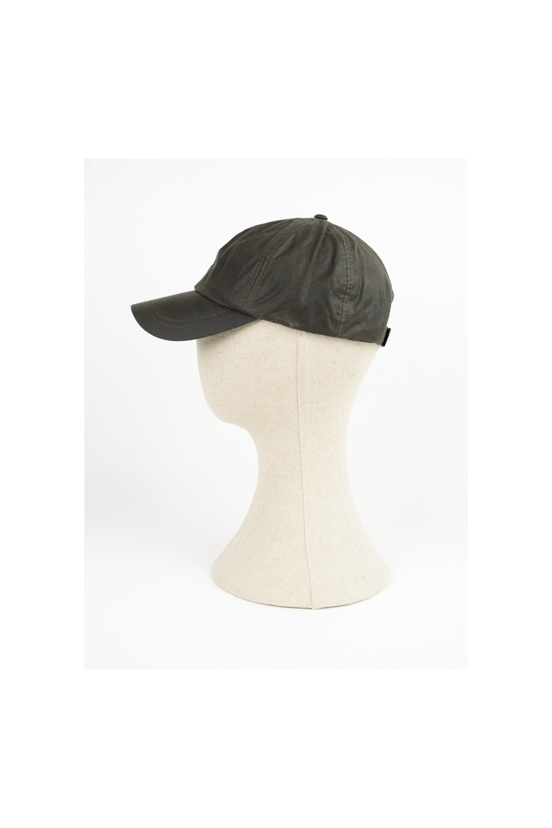 CASQUETTE DE BASEBALL CIRÉE. COULEUR VERTE
